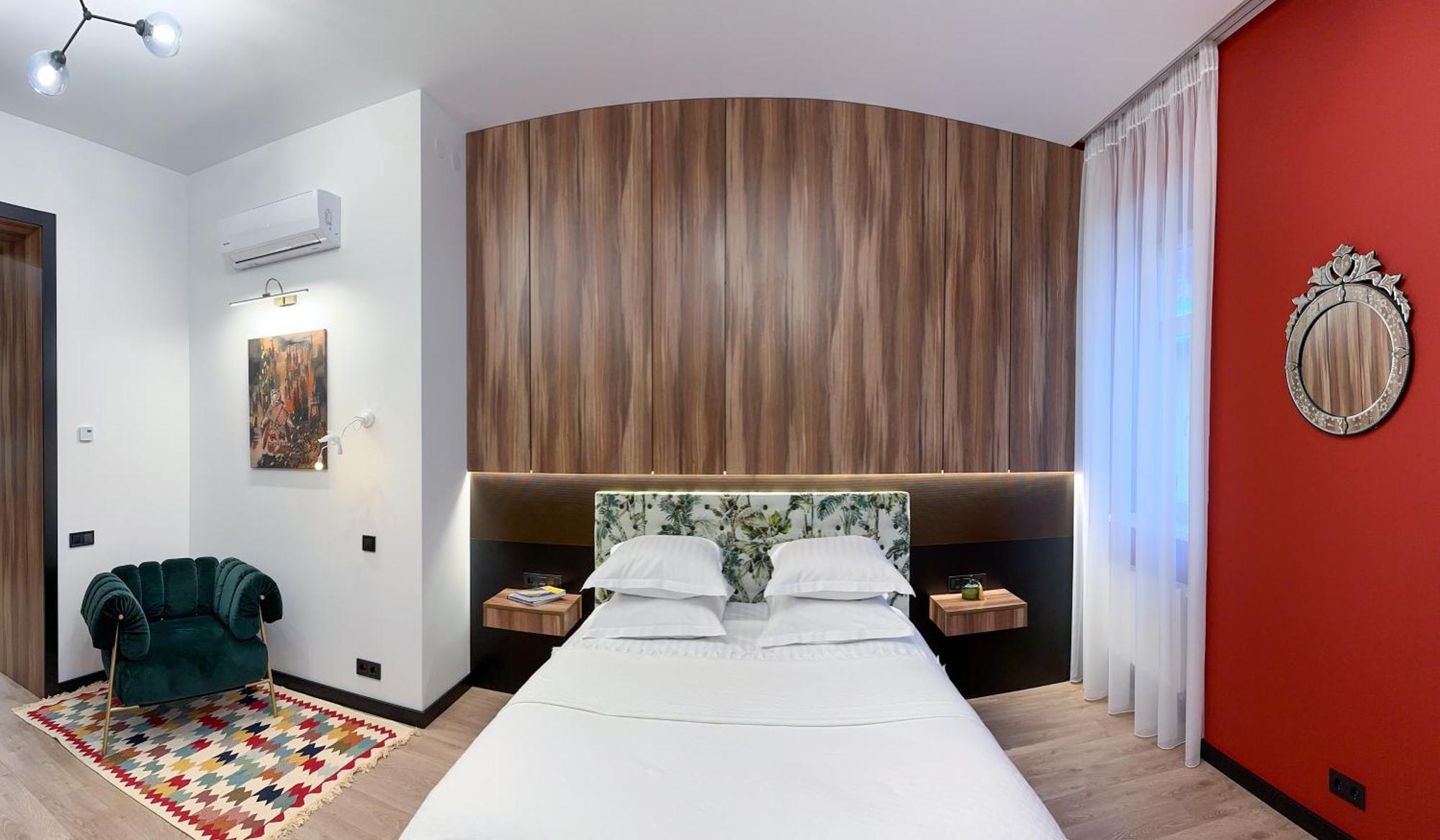 Mola Mola Apart Hotel Lviv Extérieur photo