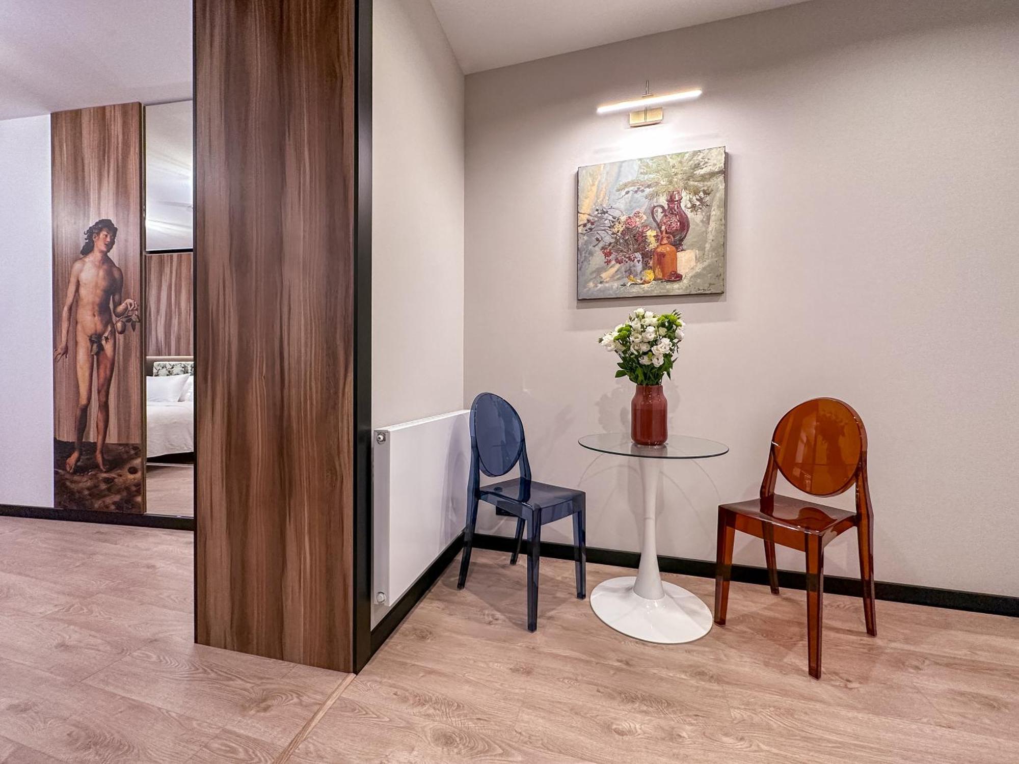 Mola Mola Apart Hotel Lviv Extérieur photo
